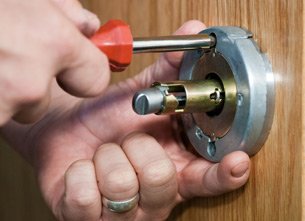 Hollywood Locksmith Services Hollywood, FL 954-366-0895